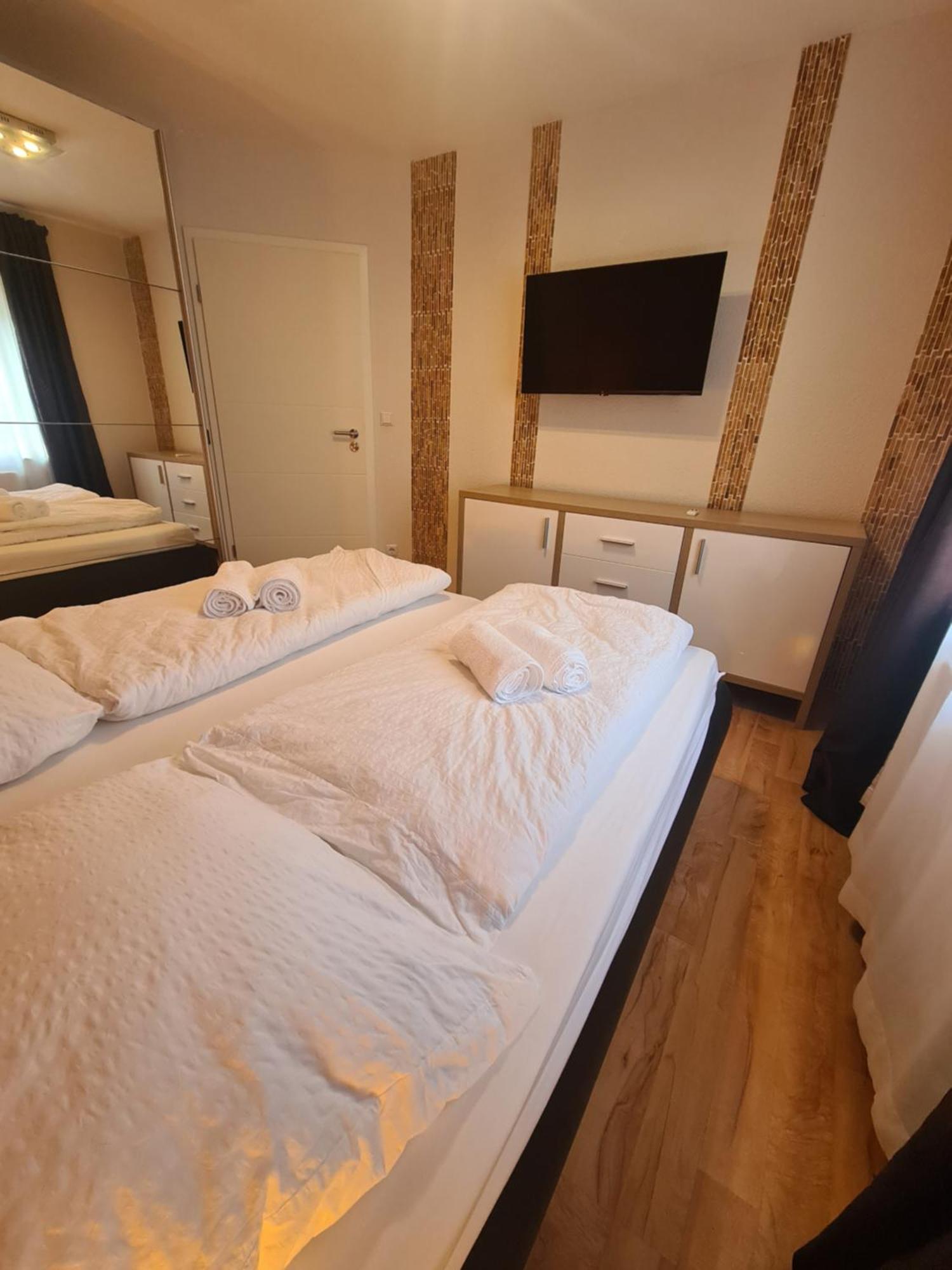 Exklusive Moderne 2 Zi. Wohnung In Ruhiger Lage Schechingen Екстериор снимка