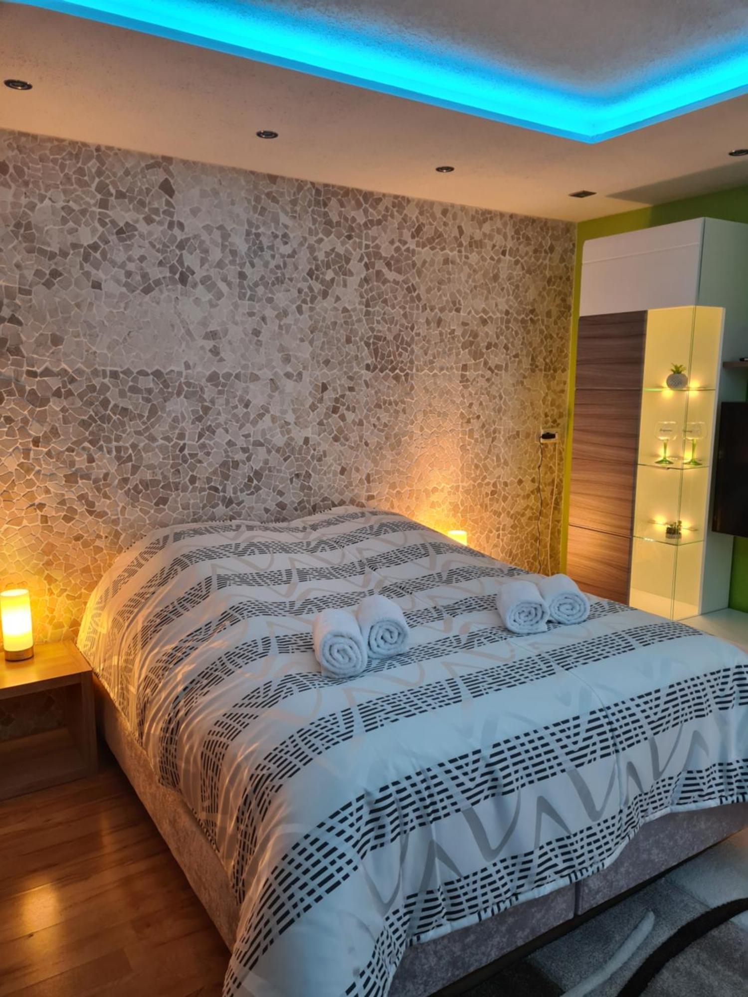 Exklusive Moderne 2 Zi. Wohnung In Ruhiger Lage Schechingen Екстериор снимка